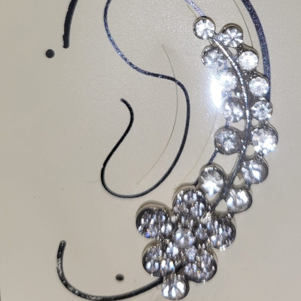 Designer Earring Clip (Silver)
